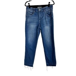 Democracy Jeans Ab Technology High Rise Straight Leg Raw Frayed Hem